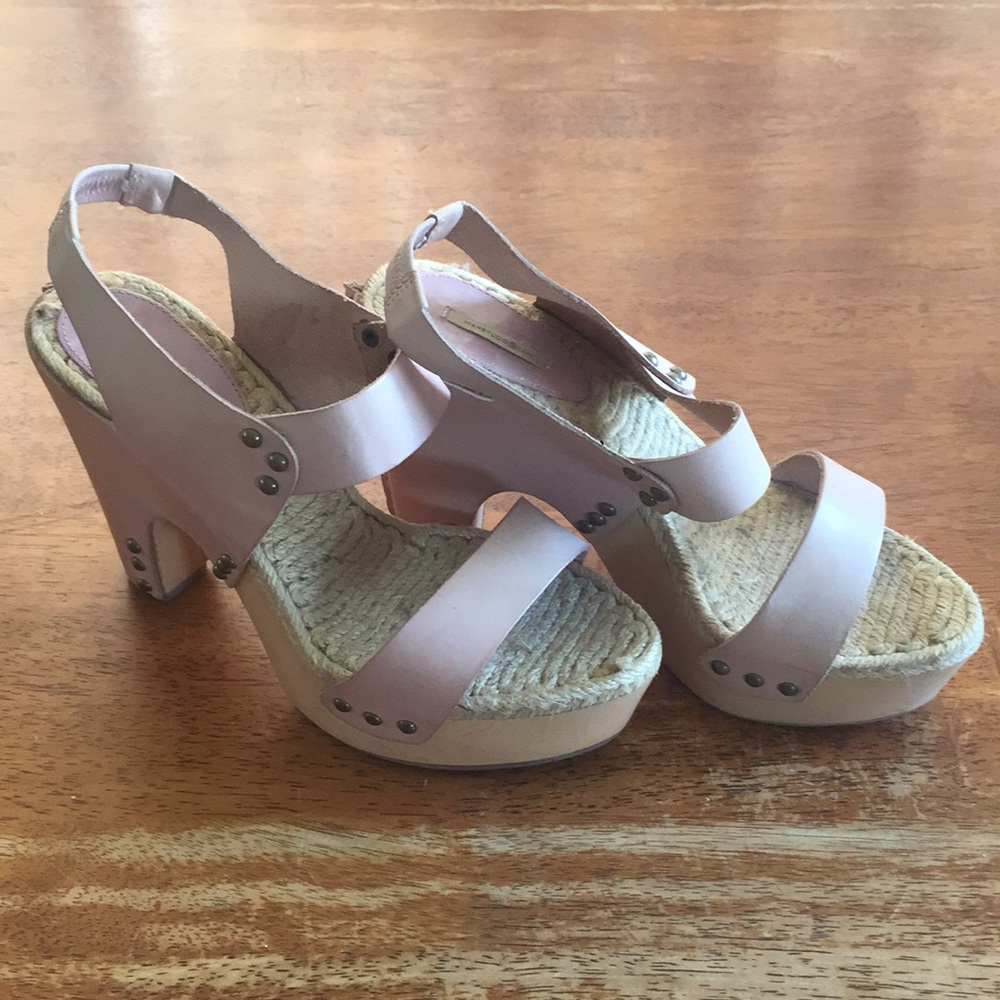 Maxstudio Platform sandals size 5.5